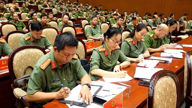 Công an các đơn vị, địa phương tham dự Hội nghị quán triệt, triển khai cao điểm