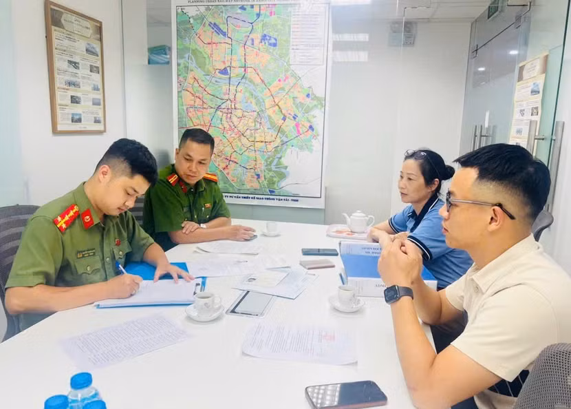 Tổng rà soát, kiểm tra gần 400 cơ sở có người nước ngoài tạm trú ảnh 1