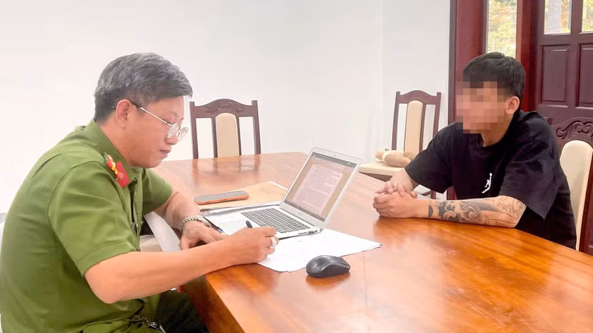 Cơ quan Cảnh sát điều tra làm việc với từng đối tượng...