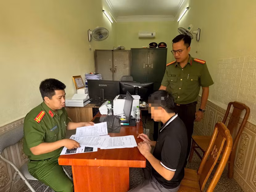 Xử lý các trường hợp cá nhân bình luận khiếm nhã, tiêu cực, công kích, xúc phạm uy tín của lực lượng Công an trên không gian mạng