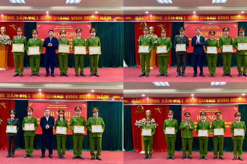 Nhiều tập thể, cá nhân được vinh dự nhận bằng khen, giấy khen của Bộ Công an, UBND Thành phố, Công an Thành phố Hà Nội,...