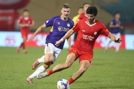 Hạ đẹp Hà Nội FC, Thể Công Viettel lên nhì bảng V-League