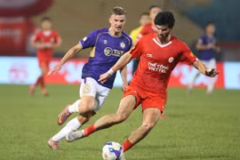 Hạ đẹp Hà Nội FC, Thể Công Viettel lên nhì bảng V-League