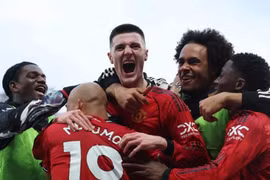 Sesko lóe sáng giúp MU thắng kịch tính phút 90+4