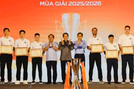 CLB Công an Hà Nội mừng công chức vô địch V-League: Vinh quang hôm nay, khát vọng ngày mai