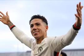 Thắng thuyết phục, Chelsea trở lại top 4 Ngoại hạng Anh