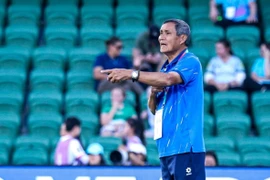 HLV Mai Đức Chung: "Tôi xin rút lui"