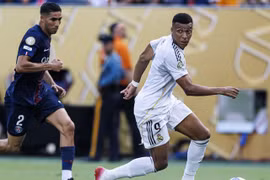 Mbappe bị chế nhạo khi PSG liên tục vô địch C1