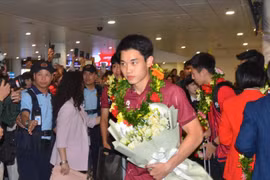 U22 Việt Nam về nước mang theo tấm HCV để đời ở SEA Games 33