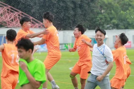 Xác định hai đội vào chung kết bóng đá học sinh Hà Nội 2025