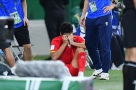 Trung vệ Hiểu Minh đứt dây chằng chéo, nghỉ thi đấu dài hạn