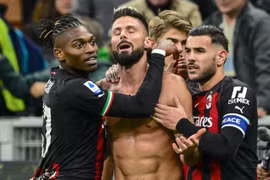 Bóng đá Ý chấn động vì danh sách 70 cầu thủ dính bê bối mại dâm