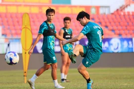 Công Phượng chấn thương nặng