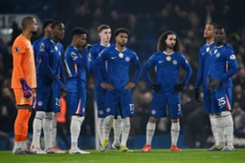 Dàn sao Chelsea bị Leeds cầm chân dù dẫn 2 bàn