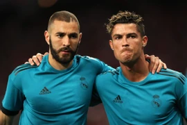Benzema gia nhập đội bóng kình địch của Ronaldo