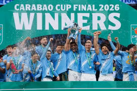 Man City lên ngôi thuyết phục, Arsenal tan mộng ăn bốn