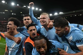 Vòng 25 Premier League: Man City lại khiến Arsenal 'ăn không ngon, ngủ không yên'