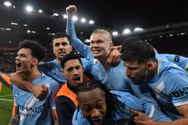 Vòng 25 Premier League: Man City lại khiến Arsenal 'ăn không ngon, ngủ không yên'