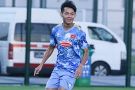 Thêm một tiền đạo U23 gặp vấn đề, HLV Kim Sang-sik 'đứng ngồi không yên'