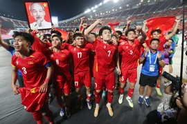 Đêm Bangkok rực đỏ: U22 Việt Nam vỡ òa đăng quang SEA Games 33