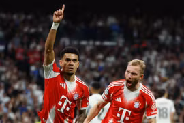 Bayern thắng Real Madrid trên sân khách dù Mbappe ghi bàn