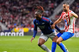 Atletico và Arsenal bất phân thắng bại bởi hai quả 11m