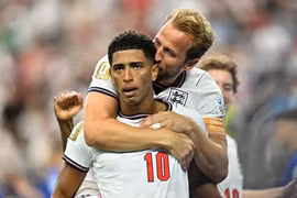 Harry Kane rực sáng, tuyển Anh khởi đầu World Cup thuyết phục