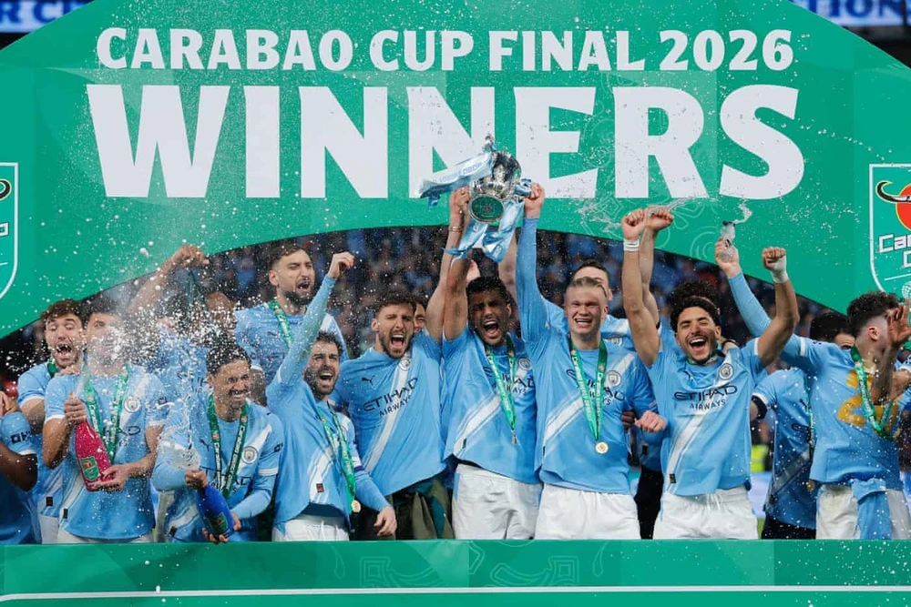 Man City lên ngôi thuyết phục, Arsenal tan mộng ăn bốn