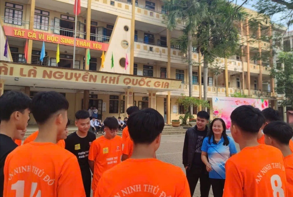 HLV đội THPT Xuân Mai: "Các cầu thủ của chúng tôi cố gắng không ngừng"