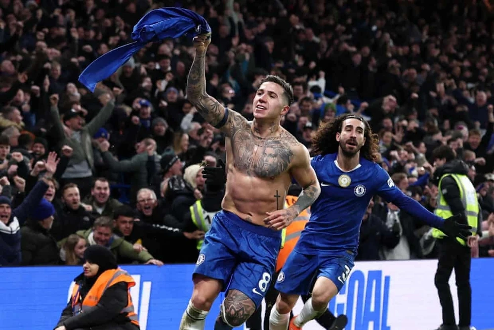 Ngoại hạng Anh vòng 24: Arsenal bứt tốc, Chelsea và Liverpool vượt lên