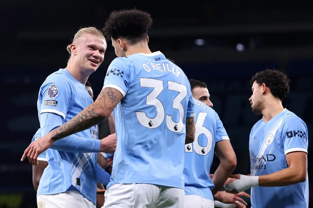 Man City lại khiến Arsenal thấp thỏm nỗi ám ảnh về nhì
