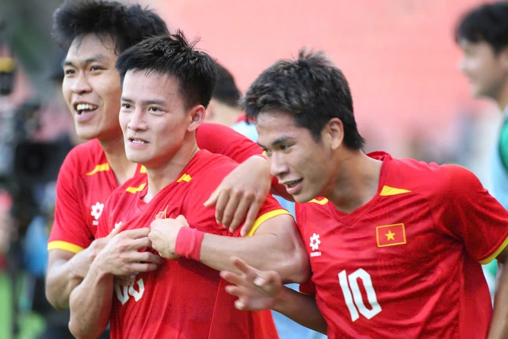 Nghẹt thở hạ Philippines phút chót, U22 Việt Nam vào chung kết SEA Games 33
