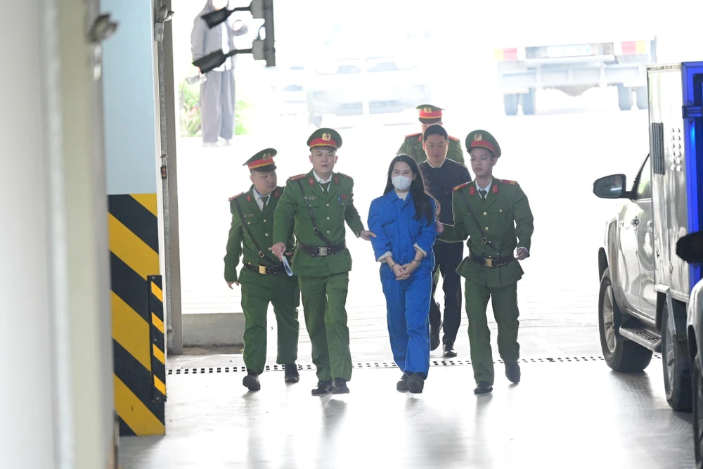 Xét xử loạt cựu lãnh đạo, thẩm phán nhận hối lộ xảy ra tại Tòa án nhân dân Cấp cao ở Đà Nẵng 