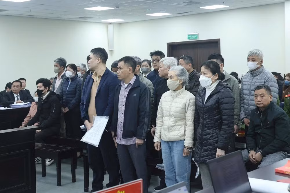 Các bị cáo trong vụ án tại phiên tòa sơ thẩm.