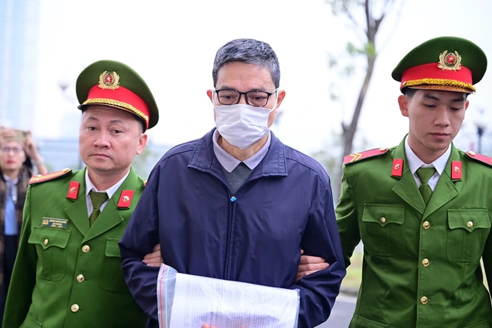 Nhận hối lộ số tiền đặc biệt lớn, hai cựu Cục trưởng nhận án tù nghiêm khắc