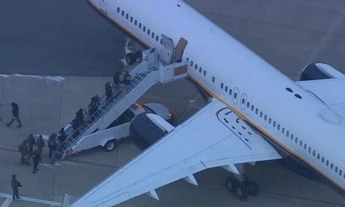 Các nghị sỹ đảng Dân chủ phản đối chiến dịch quân sự của Mỹ tại Venezuela