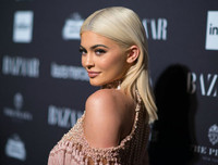 [ẢNH] Vì sao Forbes tước danh hiệu 