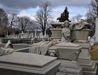 [ẢNH] Cảnh ma mị thu hút khách du lịch của những nghĩa trang cổ trên thế giới