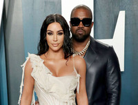 [ẢNH] Nhìn lại 8 năm bên nhau của vợ chồng ứng viên Tổng thống Mỹ Kanye West và Kim Kardashian