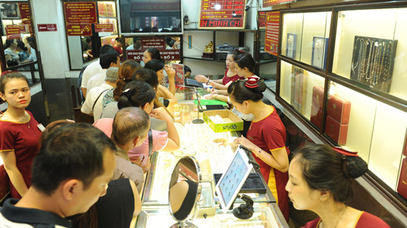 Khách mua vàng vẫn chiếm ưu thế ảnh 1 Khách mua vàng vẫn chiếm ưu thế ảnh 1