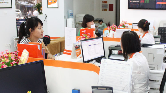 SCIC dự tính mua lại các khoản đầu tư vào ngân hàng của các tập đoàn ảnh 1