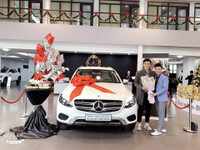 Cả hai tuyển thủ tên Bùi Tiến Dũng đều 'rinh' Mercedes-Benz GLC