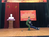 Phổ biến kỹ năng cứu nạn, chữa cháy cho các cô giáo mầm non