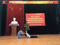 Phổ biến kỹ năng cứu nạn, chữa cháy cho các cô giáo mầm non