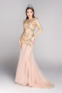 [ẢNH] Chiếc váy Nhã Phương diện trong đám cưới do ai thiết kế ?