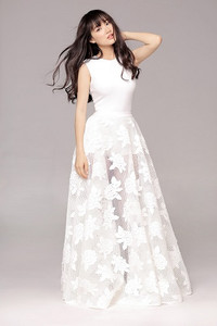 [ẢNH] Chiếc váy Nhã Phương diện trong đám cưới do ai thiết kế ?