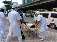 Hàng trăm nhân viên, cư dân tham gia diễn tập vụ cháy giả định