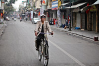 Trong vòng quay hoài niệm ở cái lạnh thấu xương bên hồ Tây