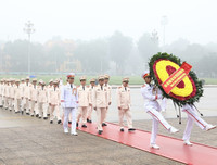 [ẢNH] Lãnh đạo Đảng, Nhà nước vào Lăng viếng Chủ tịch Hồ Chí Minh