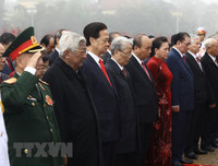 [ẢNH] Lãnh đạo Đảng, Nhà nước vào Lăng viếng Chủ tịch Hồ Chí Minh